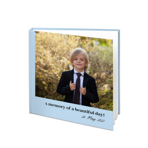 Fotobok stor kvadratisk med hårt bildomslag