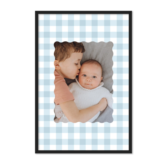 Scalloped Gingham Frame