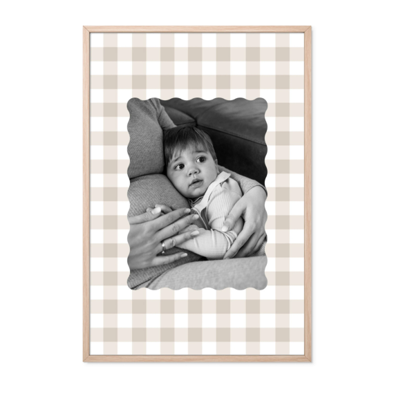 Scalloped Gingham Frame Scalloped Gingham Frame