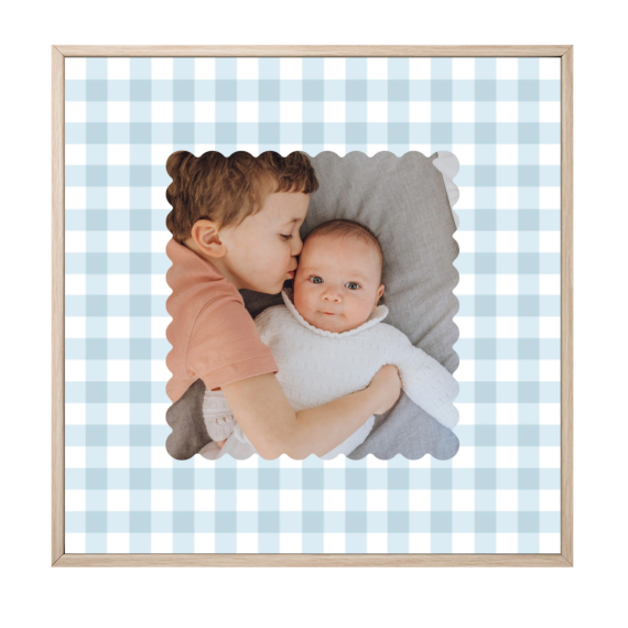 Scalloped Gingham Frame