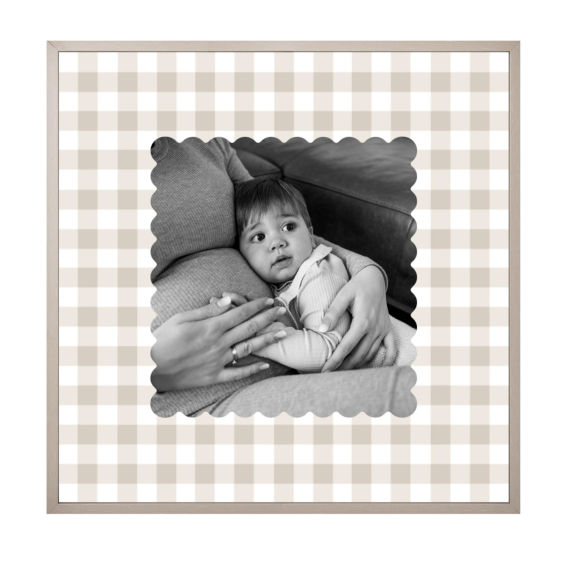 Scalloped Gingham Frame Scalloped Gingham Frame
