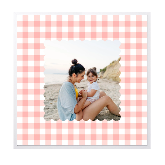 Scalloped Gingham Frame Scalloped Gingham Frame