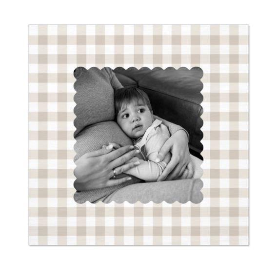 Scalloped Gingham Frame Scalloped Gingham Frame