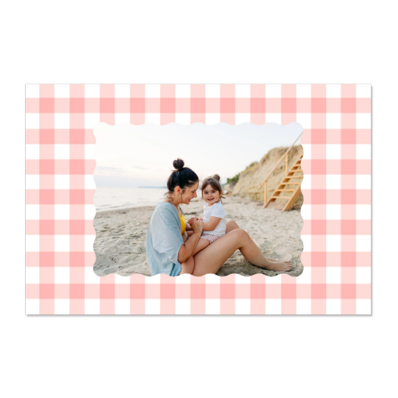 Scalloped Gingham Frame Scalloped Gingham Frame
