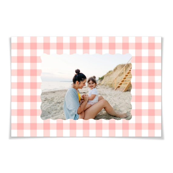 Scalloped Gingham Frame Scalloped Gingham Frame