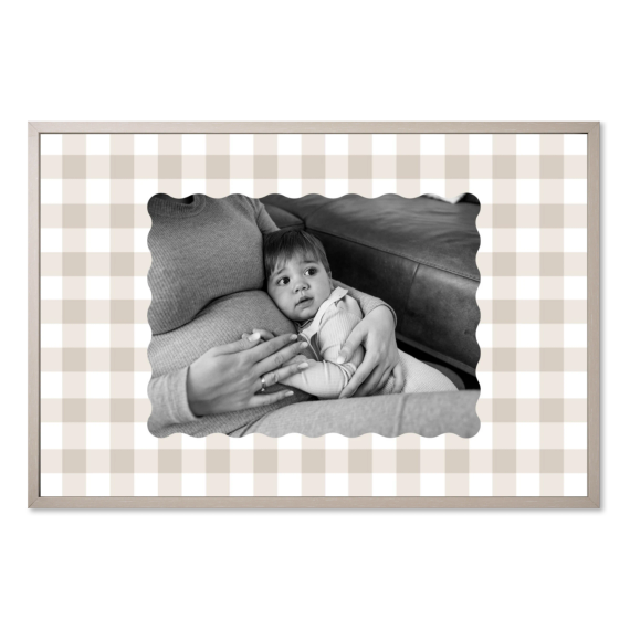 Scalloped Gingham Frame Scalloped Gingham Frame