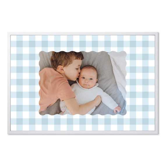 Scalloped Gingham Frame
