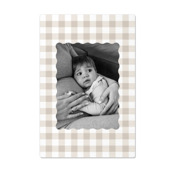 Scalloped Gingham Frame Scalloped Gingham Frame