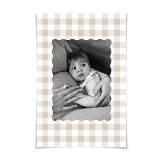 Scalloped Gingham Frame Scalloped Gingham Frame
