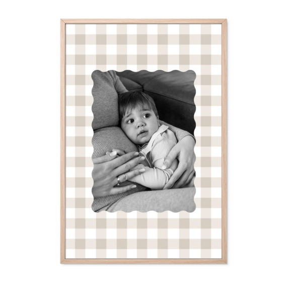 Scalloped Gingham Frame Scalloped Gingham Frame