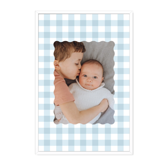 Scalloped Gingham Frame