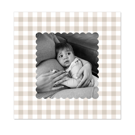 Scalloped Gingham Frame Scalloped Gingham Frame