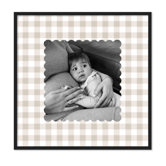 Scalloped Gingham Frame Scalloped Gingham Frame