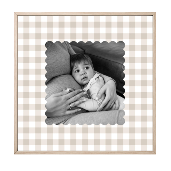 Scalloped Gingham Frame Scalloped Gingham Frame