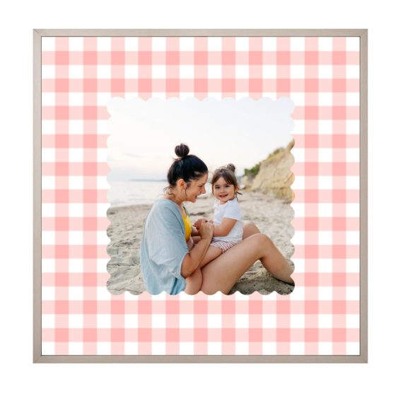 Scalloped Gingham Frame Scalloped Gingham Frame