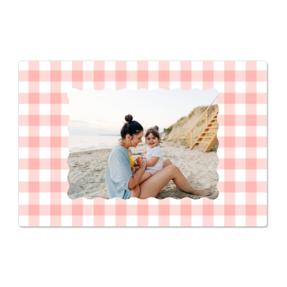 Scalloped Gingham Frame Scalloped Gingham Frame