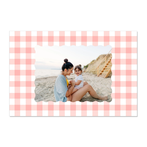 Scalloped Gingham Frame Scalloped Gingham Frame