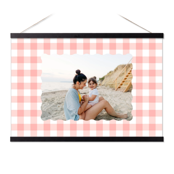 Scalloped Gingham Frame Scalloped Gingham Frame