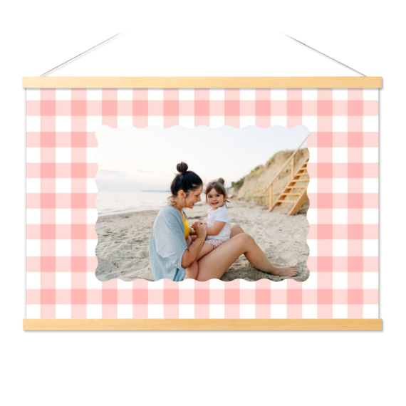 Scalloped Gingham Frame Scalloped Gingham Frame