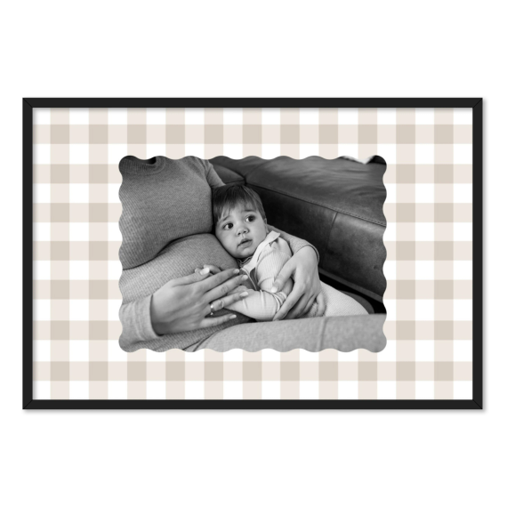 Scalloped Gingham Frame Scalloped Gingham Frame