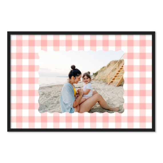 Scalloped Gingham Frame Scalloped Gingham Frame