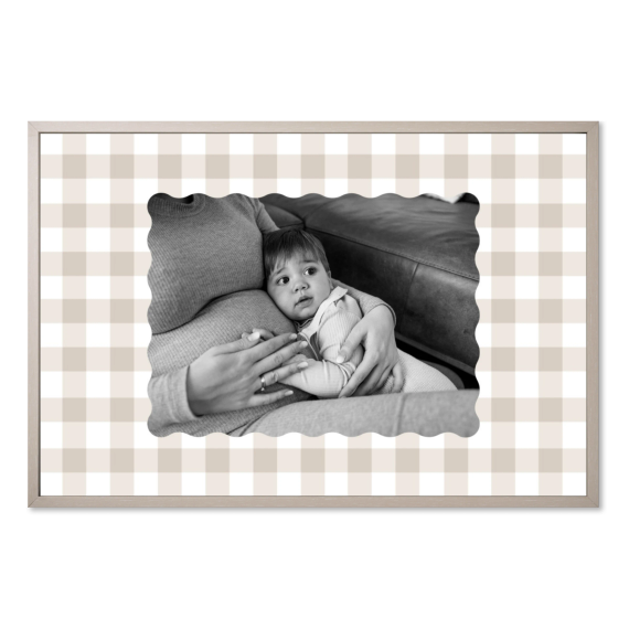 Scalloped Gingham Frame Scalloped Gingham Frame