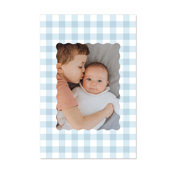 Scalloped Gingham Frame