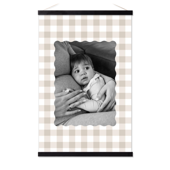 Scalloped Gingham Frame Scalloped Gingham Frame