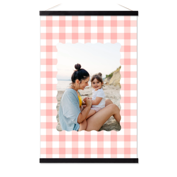 Scalloped Gingham Frame Scalloped Gingham Frame