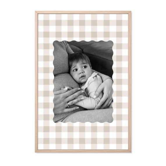 Scalloped Gingham Frame Scalloped Gingham Frame