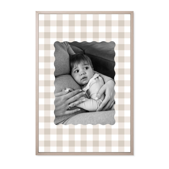 Scalloped Gingham Frame Scalloped Gingham Frame