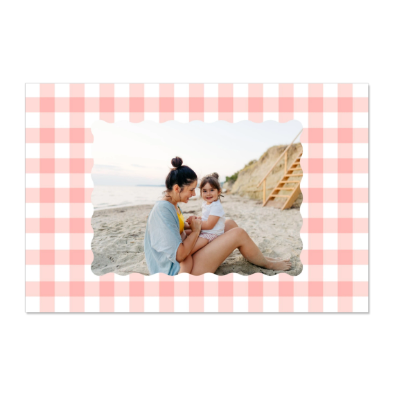 Scalloped Gingham Frame Scalloped Gingham Frame