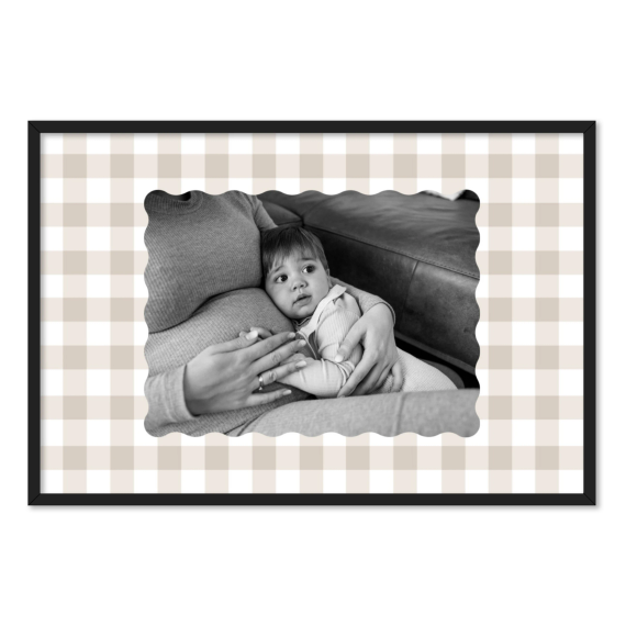 Scalloped Gingham Frame Scalloped Gingham Frame