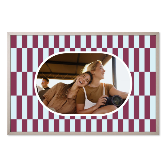 Staggereds Striped Arch