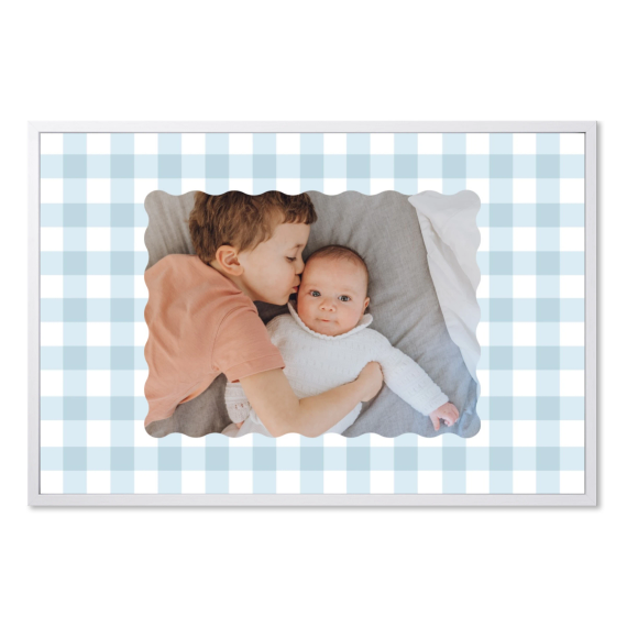 Scalloped Gingham Frame
