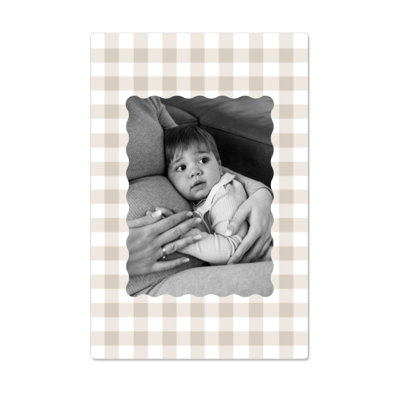 Scalloped Gingham Frame Scalloped Gingham Frame