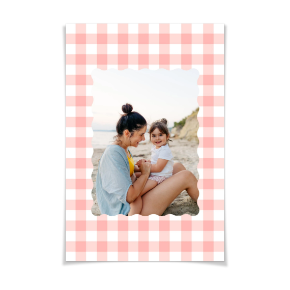 Scalloped Gingham Frame Scalloped Gingham Frame