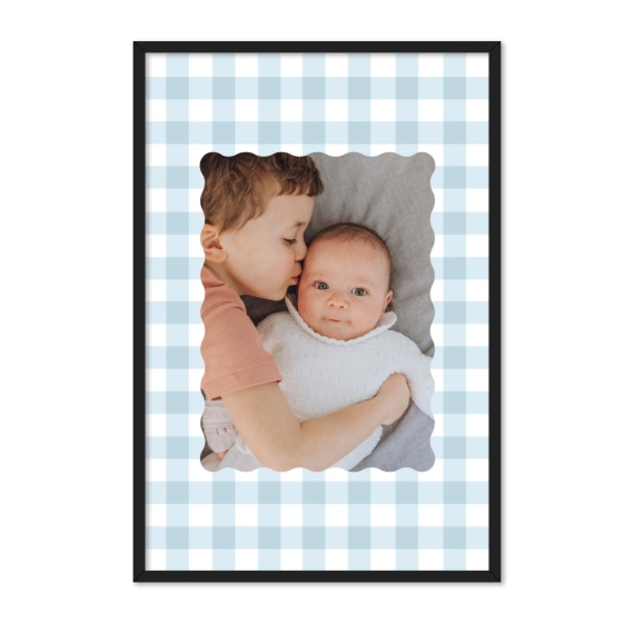 Scalloped Gingham Frame