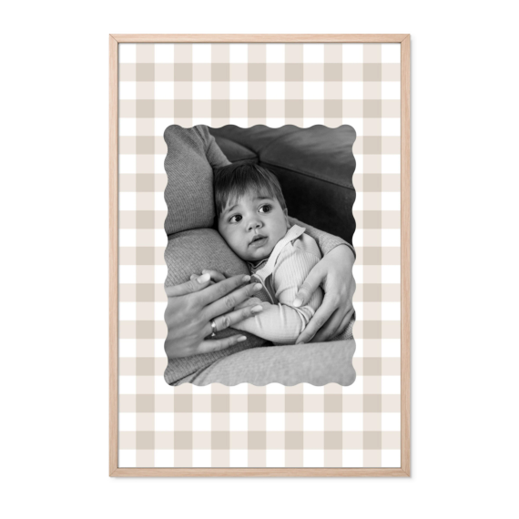 Scalloped Gingham Frame Scalloped Gingham Frame