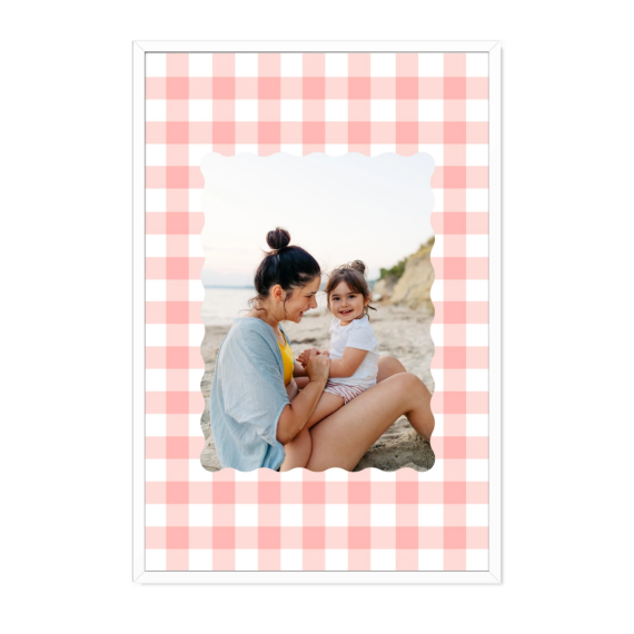 Scalloped Gingham Frame Scalloped Gingham Frame