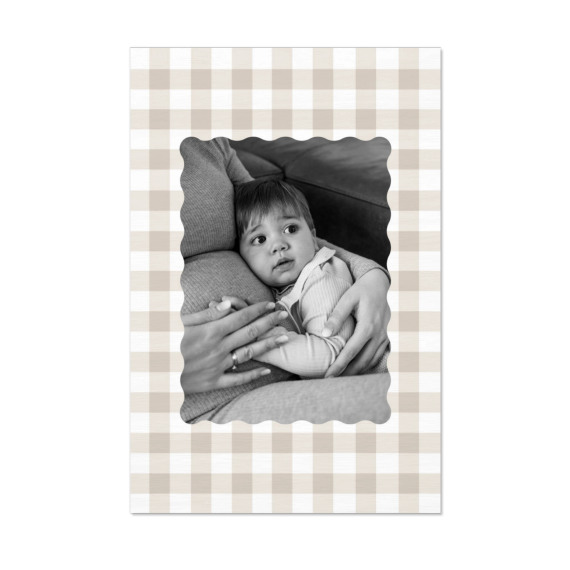 Scalloped Gingham Frame Scalloped Gingham Frame