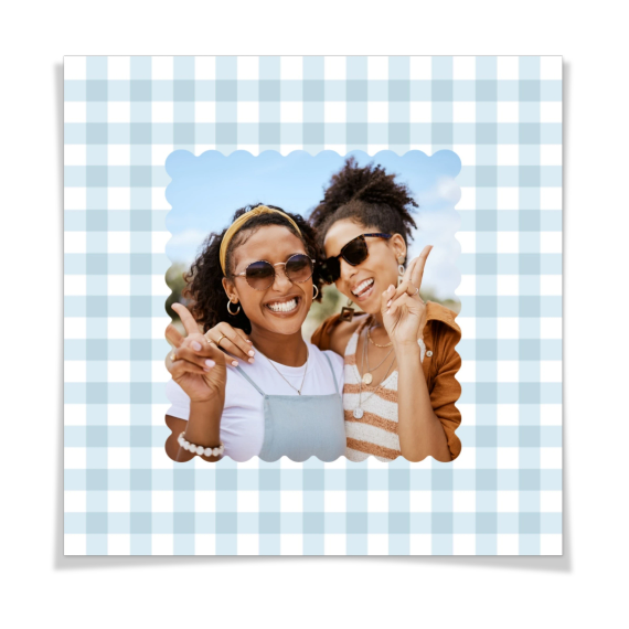 Scalloped Gingham Frame Scalloped Gingham Frame