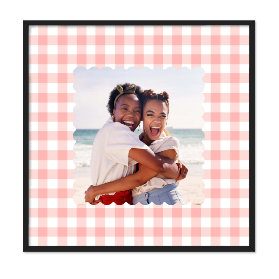 Scalloped Gingham Frame Scalloped Gingham Frame