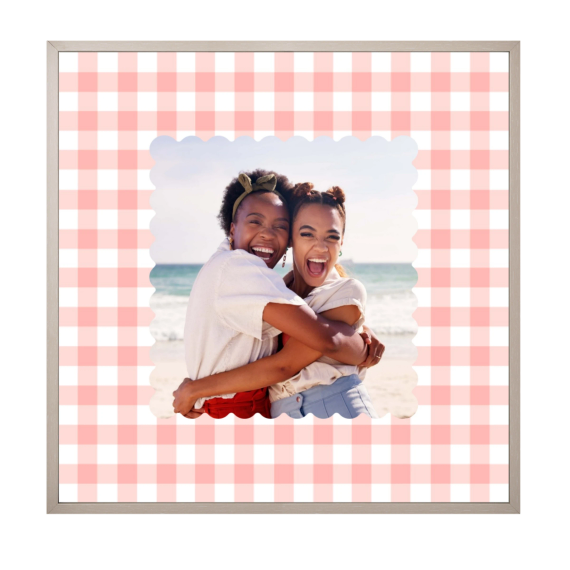 Scalloped Gingham Frame Scalloped Gingham Frame