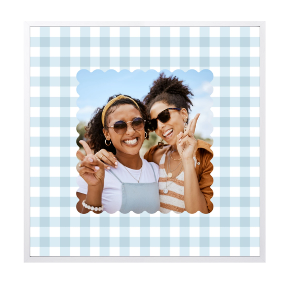 Scalloped Gingham Frame Scalloped Gingham Frame