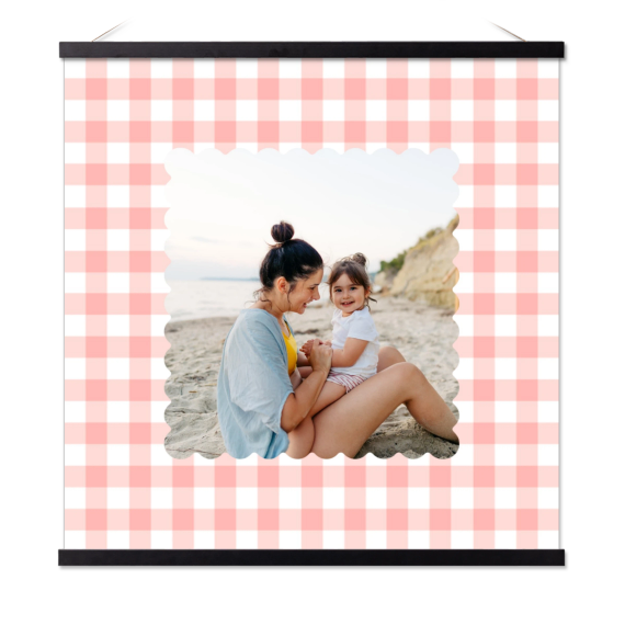 Scalloped Gingham Frame Scalloped Gingham Frame