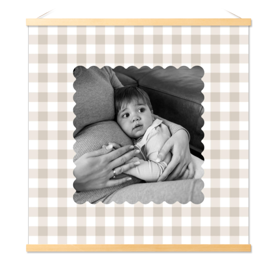 Scalloped Gingham Frame Scalloped Gingham Frame