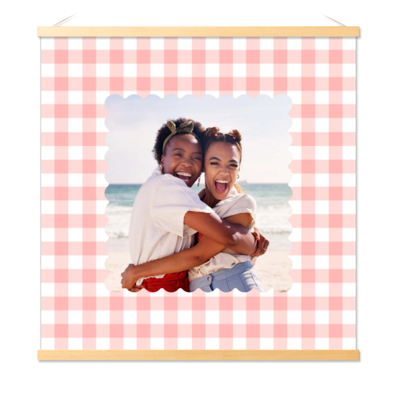 Scalloped Gingham Frame Scalloped Gingham Frame