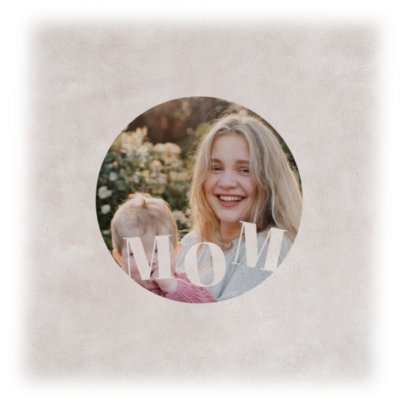 Typo Frame Mom
