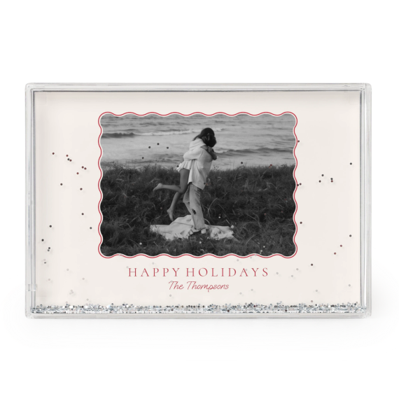Vintage Scallop Frame